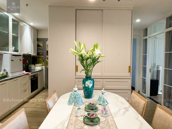 Cho thuê căn hộ 2 Phòng ngủ Tilia Residences|Empire City|160m2 |Đầy đủ nội thất|Sân vườn
